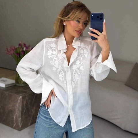 Dames Elegante Witte Geborduurde Blouse met Lange Mouwen Vintage Bloemen Revers Overhemd Casual Kantoor Tops