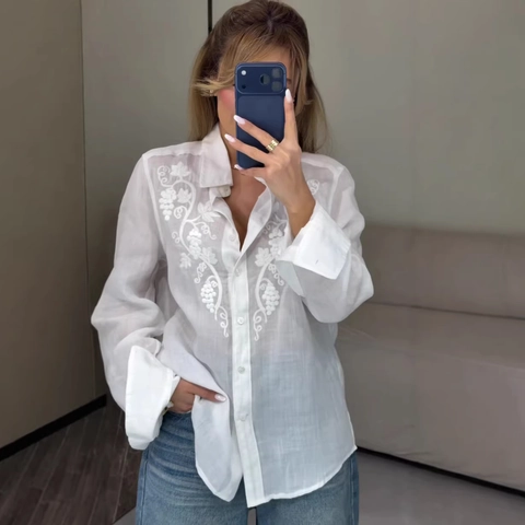 Dames Elegante Witte Geborduurde Blouse met Lange Mouwen Vintage Bloemen Revers Overhemd Casual Kantoor Tops