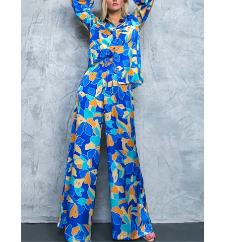 Dames Casual Bloemenprint Set Van Twee Stuks Satijnen Afwerking Pofmouwen Overhemd En Wijde Pijpen Broek Blauw