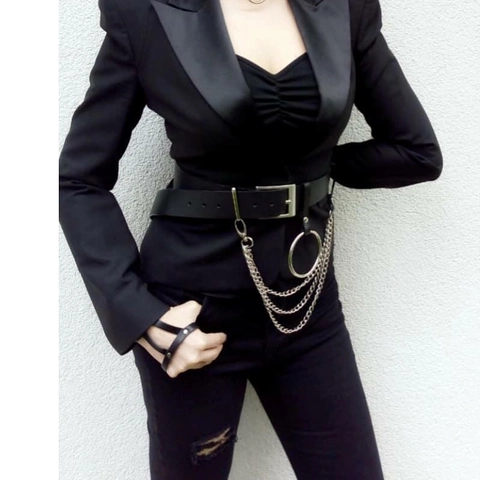 Dames Punk Kunstleer Taille Riem Met Multi Layer Zilveren Metalen Kettingen Grote Ring Decoratieve Streetwear Goth Riem