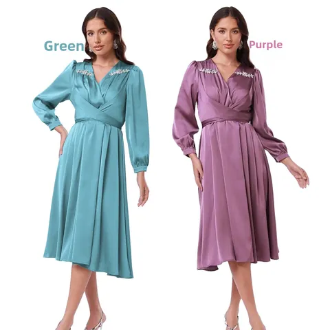 Elegante Vestito Midi da Donna in Raso con Scollo a V e Maniche Lunghe con Decorazione sulle Spalle in Strass per Feste Matrimoni