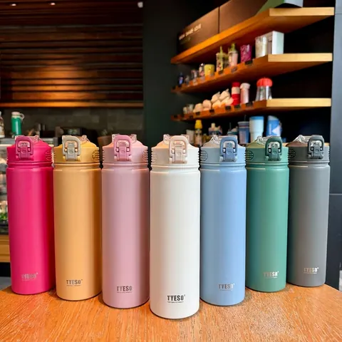 Botella de Agua con Aislamiento al Vacío de Acero Inoxidable de Gran Capacidad Con Pajita y Asa Frasco Deportivo Portátil a Prueba de Fugas para Hombres Mujeres