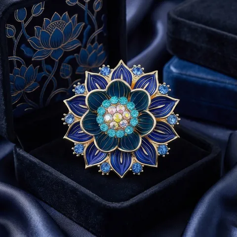Broche De Loto Azul De Lujo Vintage Flor 3D Esmalte Diamantes De Imitación Pin De Aleación Para Mujeres Qipao