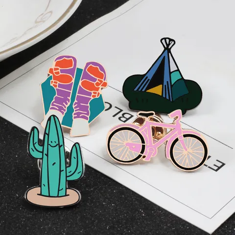 Ensemble de Broches en Émail Dessin Animé Alliage Huile d'Égouttement Cactus Vélo Tente Design Sac à Dos Badge pour Enfants