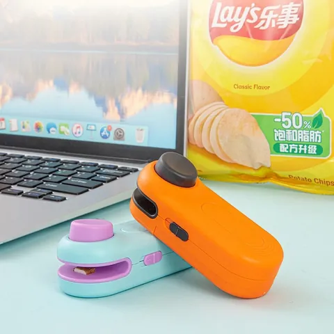 Portable Mini Sealer Handheld Heat Sealer For Plastic Bag Food Storage Small Thermal Sealing Machine Magnetic Kitchen Tool
