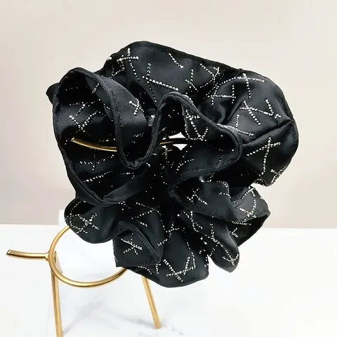 Elastico per Capelli Grande in Raso Nero Con Motivo Geometrico in Strass Elegante Fascia per Capelli Oversize da Donna
