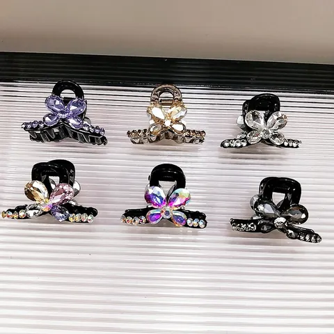 Korean Elegant Crystal Butterfly Small Hair Claw Clip Fashion Resin Rhinestone Hair Accessories For Women Hair Styling