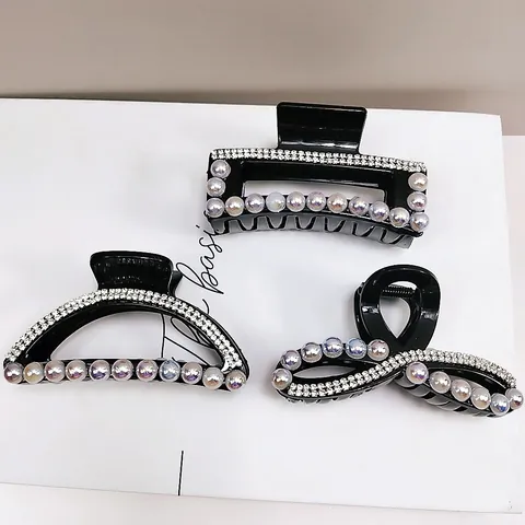 Elegant Rhinestone Faux Artificial Pearl Hair Claw Clip Geometric Square Semi Circle Shark Clip Hair Accessories For Women Hair Styling