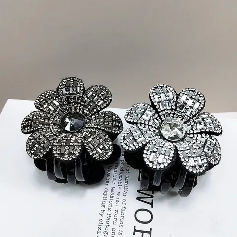 Elegante Luxe Strass Bloem Haarklem Voor Dames Modieuze Camellia Haarklip Banket Styling Accessoires
