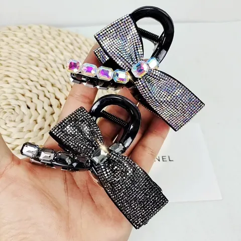 Élégante Pince à Cheveux Nœud Papillon Avec Strass Taille Moyenne Plastique Étincelant Cristal Barrette à Cheveux Femme Quotidien Fête Accessoires