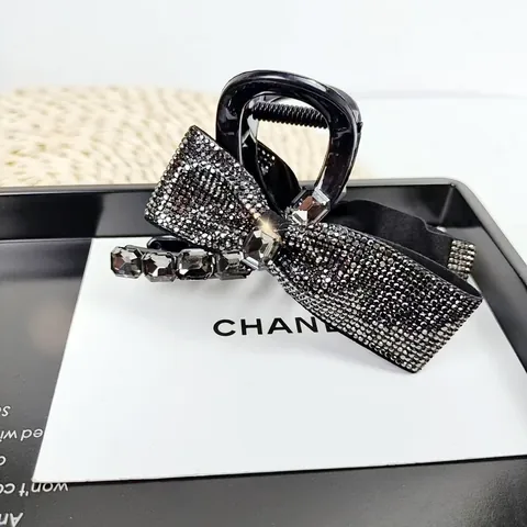 Élégante Pince à Cheveux Nœud Papillon Avec Strass Taille Moyenne Plastique Étincelant Cristal Barrette à Cheveux Femme Quotidien Fête Accessoires