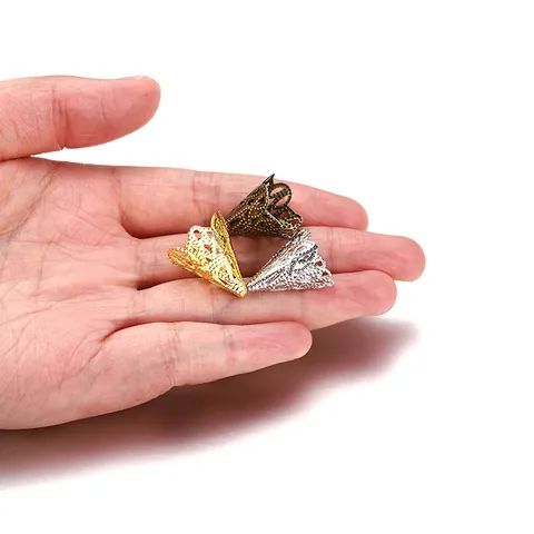 Calottes de Perles en Fer Filigrane Fleur Cônes Ajourés pour Création Bijoux Accessoires Cheveux DIY Vintage en Métal