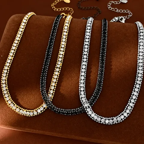 Kupfer Zirkonia Geometrisches Quadrat Anhänger Halskette Light Luxury Mode Schlüsselbeinkette Damen Schmuck Geschenk