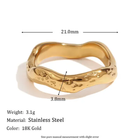 Vintage Edelstahl 18K Vergoldet Gehämmerte Textur Welle Ring Für Damen Mode Minimalistisch Geometrisch Finger Ring Schmuck Geschenk
