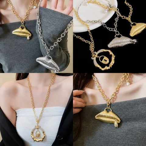 Vintage European American Exaggerated Heavy Industry Chunky Chain Necklace For Women Retro Statement Alloy Striped Lip Pendant With Artificial Pearl Rhinestone High-end Collar Jewelry