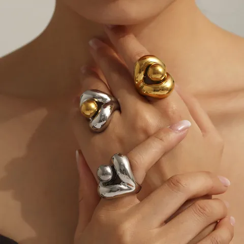 18K Gold Plated Stainless Steel Open Ring For Women Avant-garde Heart Shaped Metallic Sphere Wide Finger Ring Fashion Jewelry