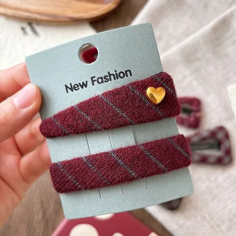 Koreanischer Stil Weinrot Samt Haarklammern Für Damen Mädchen Vintage Kariert Wolle BB Clips Gold Herz Süßes Zubehör