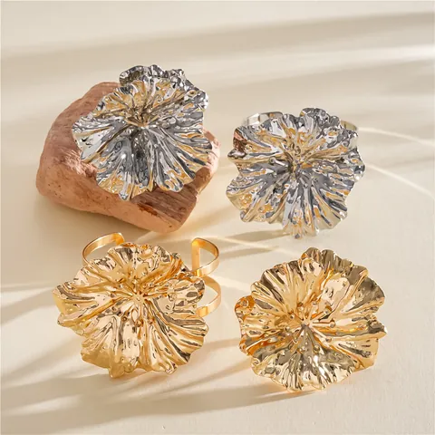 Metallic Wrinkled Flower Bracelet And Ring Oversized Statement Jewelry Gold Silver Plated European Floral Hand Jewelry For Women Party Accessory