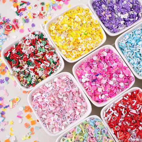 Mix di Decorazioni in Pasta Polimerica a Forma di Frutta Natale Animali Cuore Con Strass e Künstliche Perle Imitazione per Fai-da-te