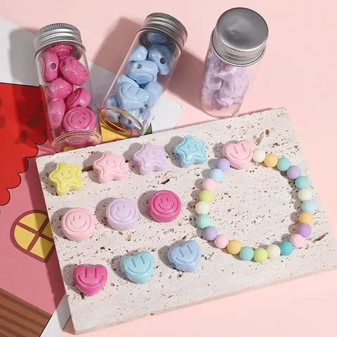 Perline Sfuse in Acrilico con Faccina Sorridente Cuore Stella Tonde Accessori per Gioielli Fai-da-te Colori Pastello Macaron per Artigianato