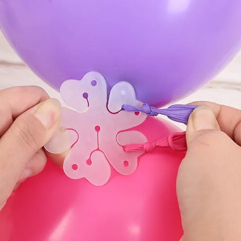 Clips de Globo en Forma de Flor Hebilla de Globo de Flor de Ciruelo para Decoración de Fiesta de Boda Cumpleaños Accesorios de Globo Blanco Transparente