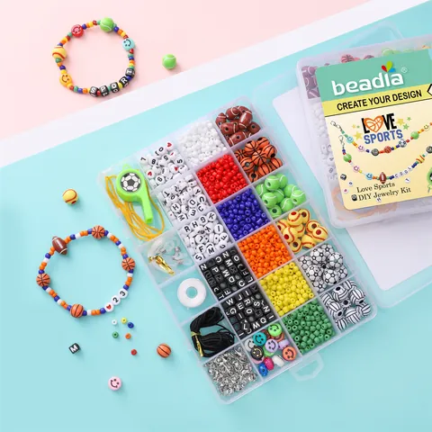 Kit de Fabrication de Bijoux en Perles DIY Thème Sport Perles en Acrylique Alphabet Visage Souriant Avec Cordon Élastique Sifflet Pour Bracelets Colliers Chaîne de Téléphone Artisanat