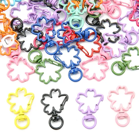 Sakura Blume Geformter Metall Schlüsselanhänger Wirbel Hummerverschluss Haken Legierung Einbrennlack DIY Schmuck Tasche Anhänger