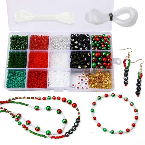 Kit de Fabrication de Bijoux DIY de Noël Perles de Rocaille en Verre Perles en Pâte Polymère Ensemble Avec Boîte de Rangement Breloques en Alliage Cordon Élastique pour Bracelet Collier Boucles d'Oreilles Fait Main Cadeau