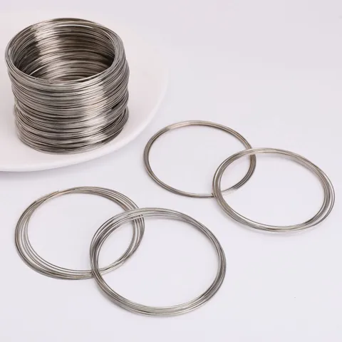 Boucles en Fil d'Acier à Mémoire DIY pour la Fabrication de Bijoux Bracelets à Enfiler Accessoires Épaisseur 0.6mm Diamètre 6cm Couleur Nickel