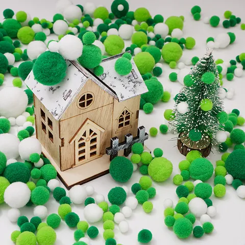 Green White Polyester Plush Pom Poms Craft Materials For Kids Handmade Christmas Tree Decor Creative Home Party Decor