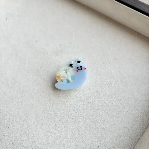 Cute Resin Animal Hair Claws Colorful Snail Hedgehog Ladybug Bee Small Claw Clip Women Girls Childlike Hair Accessories
