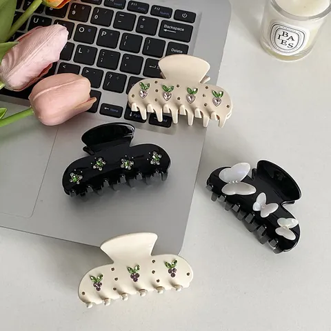 Elegant 3D Butterfly Rhinestone Hair Claw Clip Large Acetate Grape Heart Hair Accessories For Women Girls Styling Hair Grip