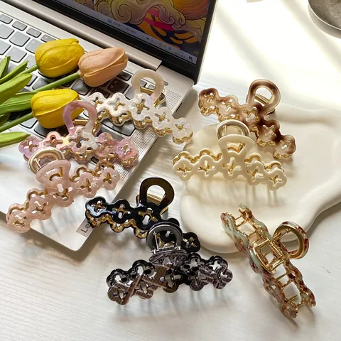 Elegant Flower Acetate Hair Claw Clip For Women Hollow Out Clover Shark Clip Large Marble Tortoise Shell Hair Accessories