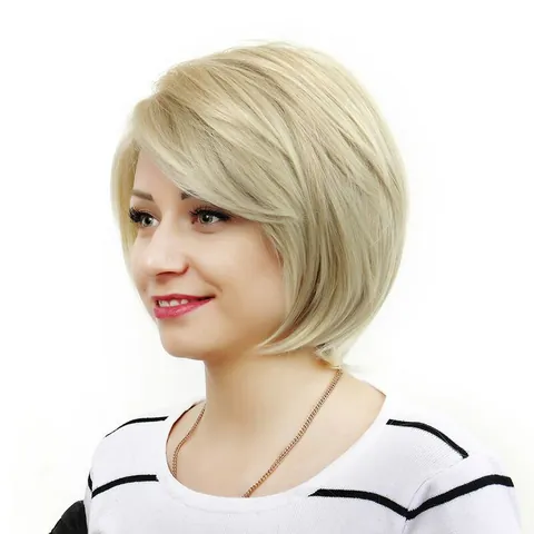Parrucca da Donna Corta Oro Chiaro Bob Sintetica in Fibra ad Alta Temperatura Capelli Lisci Con Frangia Laterale Naturale