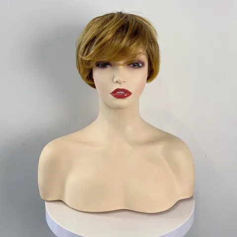 Perruque Blonde Courte et Droite pour Femme Avec Frange Latérale Fibre Synthétique Haute Température Résistante à la Chaleur Coupe Bob