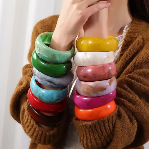 Bracelet Jonc Large en Résine Vintage pour Femmes Couleur Macaron Motif Marbre Bracelet Acrylique Bijoux Géométriques