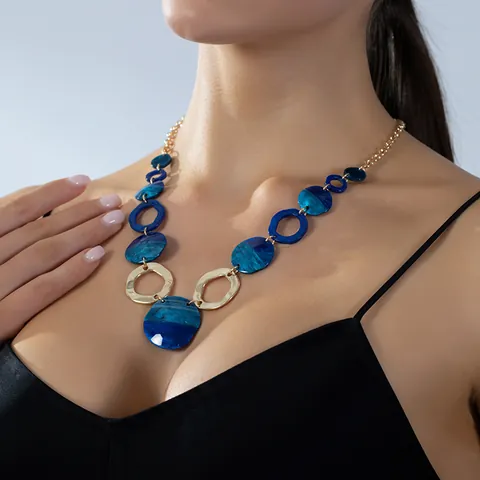 Bohemian Acrylic Water Ripple Round Pendant Necklace Geometric Resin Gold Color Chain Jewelry For Women Party Vacation