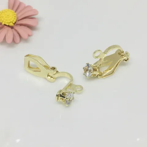 Convertidores de Pendientes de Clip de Cobre Para Orejas No Perforadas Componentes Con Zirconia Diseño de Triángulo DIY Accesorios de Joyería Oro Plata Oro Rosa