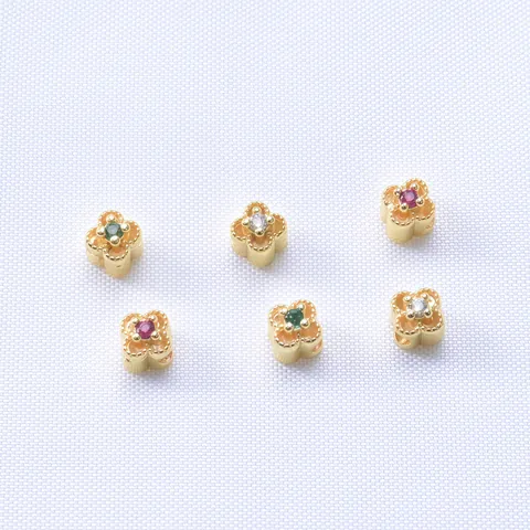 Cuentas Espaciadoras de Trébol de Cuatro Hojas de Cobre Chapado en Oro de 14K 18K Micro Pavé Circón Flor Hueca DIY Joyería