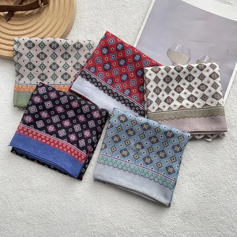 Women Vintage Geometric Floral Print Cotton Satin Square Scarf Elegant Wavy Edge Neck Scarf Fashion Accessories For Dating