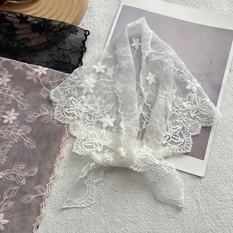 Foulard Triangolare in Pizzo Floreale Vintage Francese in Rete Ricamata Elegante Foulard per Capelli Donna Accessorio Decorativo