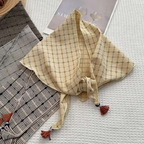 Vintage Plaid Triangle Scarf For Women Cotton Blend Neckerchief With Tassel Retro Check Bandana Headscarf Neck Wrap Decor