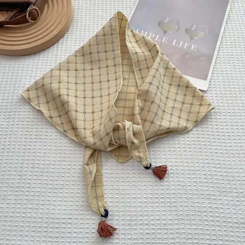Vintage Plaid Triangle Scarf For Women Cotton Blend Neckerchief With Tassel Retro Check Bandana Headscarf Neck Wrap Decor
