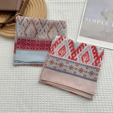 Japanese Style Diamond Grid Cotton Linen Blend Small Square Scarf Retro Ethnic Geometric Snowflake Pattern Decorative Neck Scarf For Women