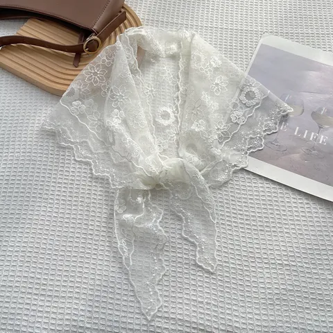 Women French Vintage Lace Triangular Scarf Floral Embroidery Mesh Headband Neck Scarf Elegant Hollow Out Shawl Accessory