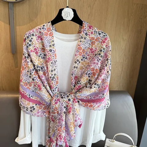 Vintage Floral Print Scarf For Women Lightweight Polyester Wool Blend Shawl With Tassels Artistic Multi Color Wrap Scarf Accessory
