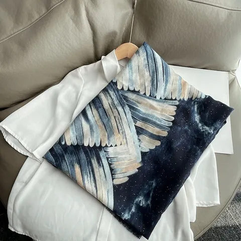 Sciarpa Artistica in Cotone con Motivo Ali per Donna Scialle Lungo con Stampa Cielo Stellato e Polvere d'Oro Elegante Pashmina
