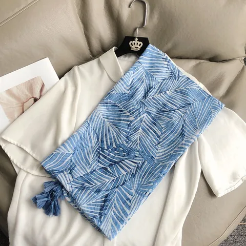 Sciarpa da Donna Bohemian Stampa Foglie Tropicali di Banano Scialle Protezione Solare Con Nappine Voile Leggero Fascia Mare