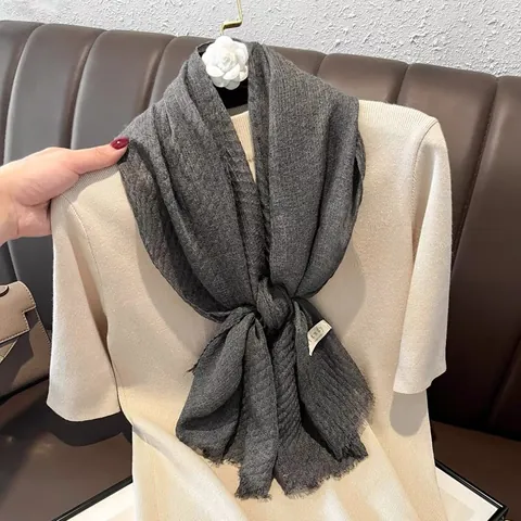 Sciarpa Donna Morbida Increspata in Misto Lana Poliestere Tinta Unita Vintage Con Nappine Scialle Calda Pashmina Accessori