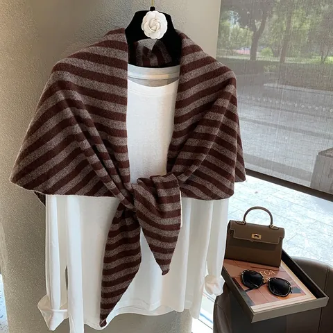 Mujeres Invierno Cálido Lana Rayado Bufanda Minimalista Elegante Tejido Chal Triangular Casual Moda Envoltura de Cuello Regalo